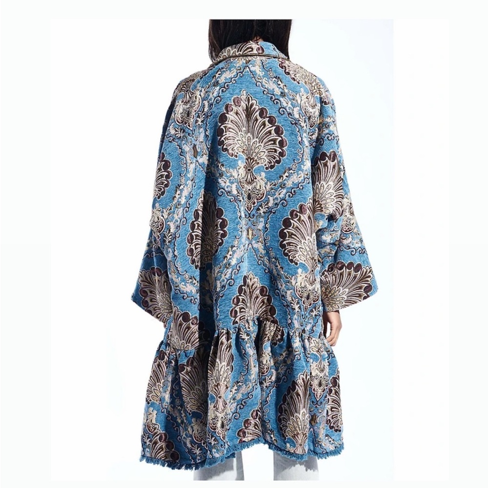 Azalea wang pavlova coat - Picture 3 of 4